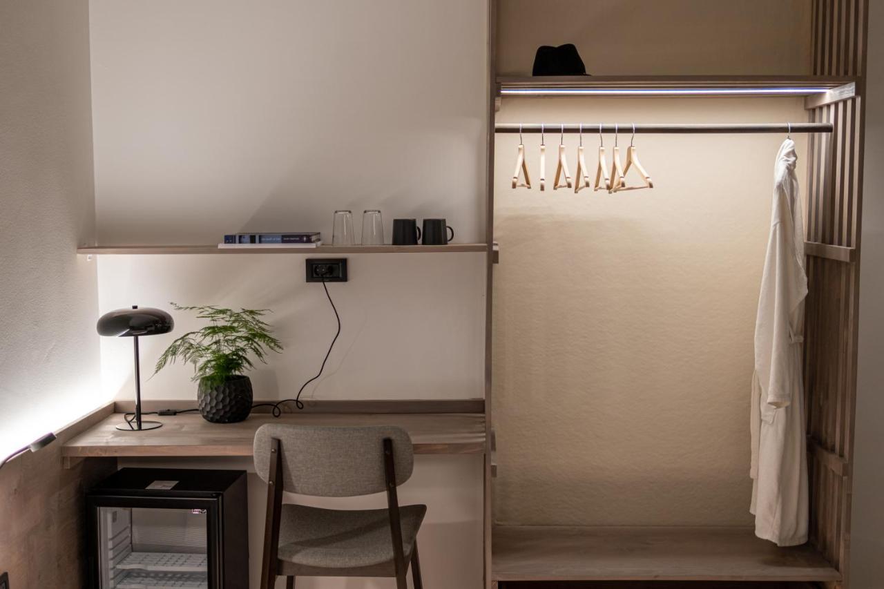 Bloom Suites Пристина Екстериор снимка